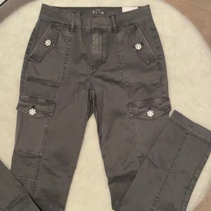 NWT - WHBM The Slim Ankle Cargo w/Jeweled Buttons 4